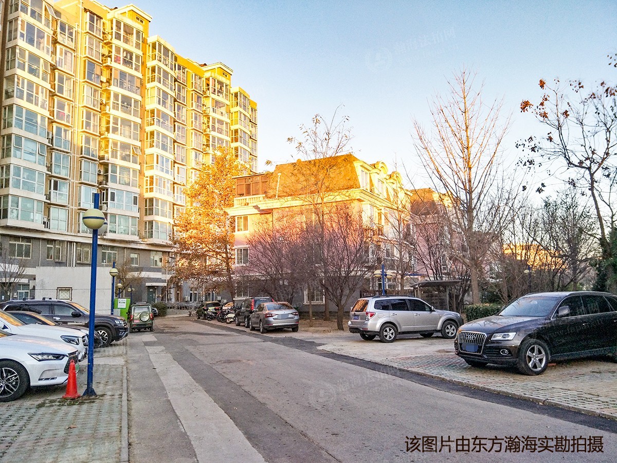 旗舰凯旋一期366号楼212室