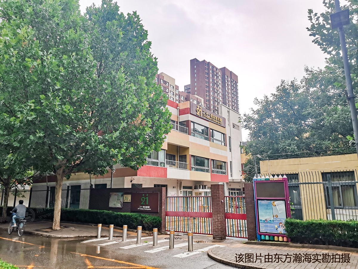 融科橄榄城一期505号楼2单元101室