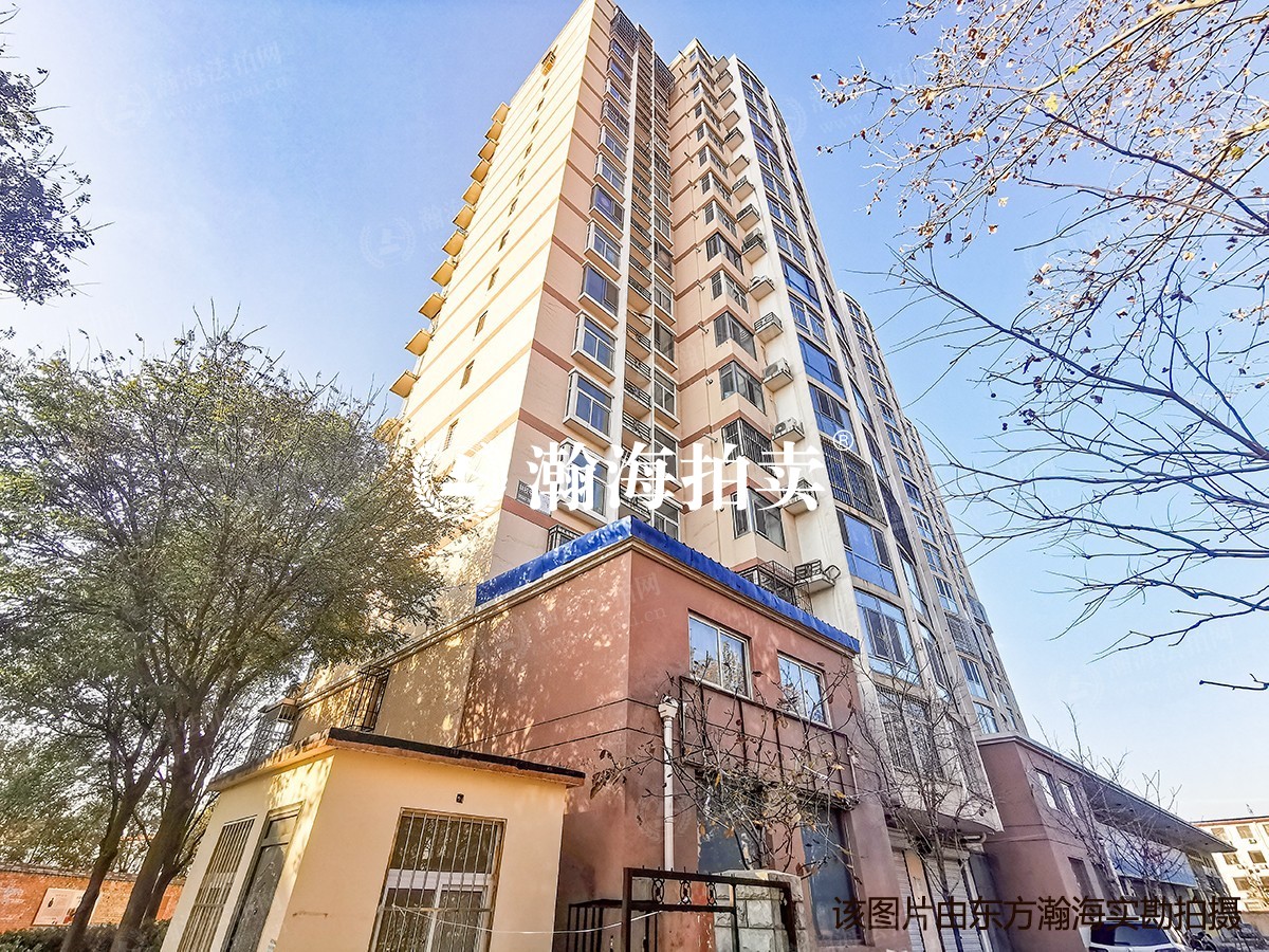 林校中里