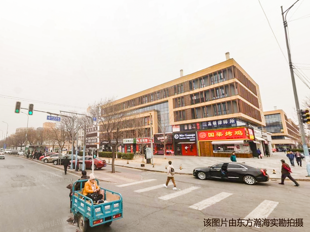 琥珀天地240室