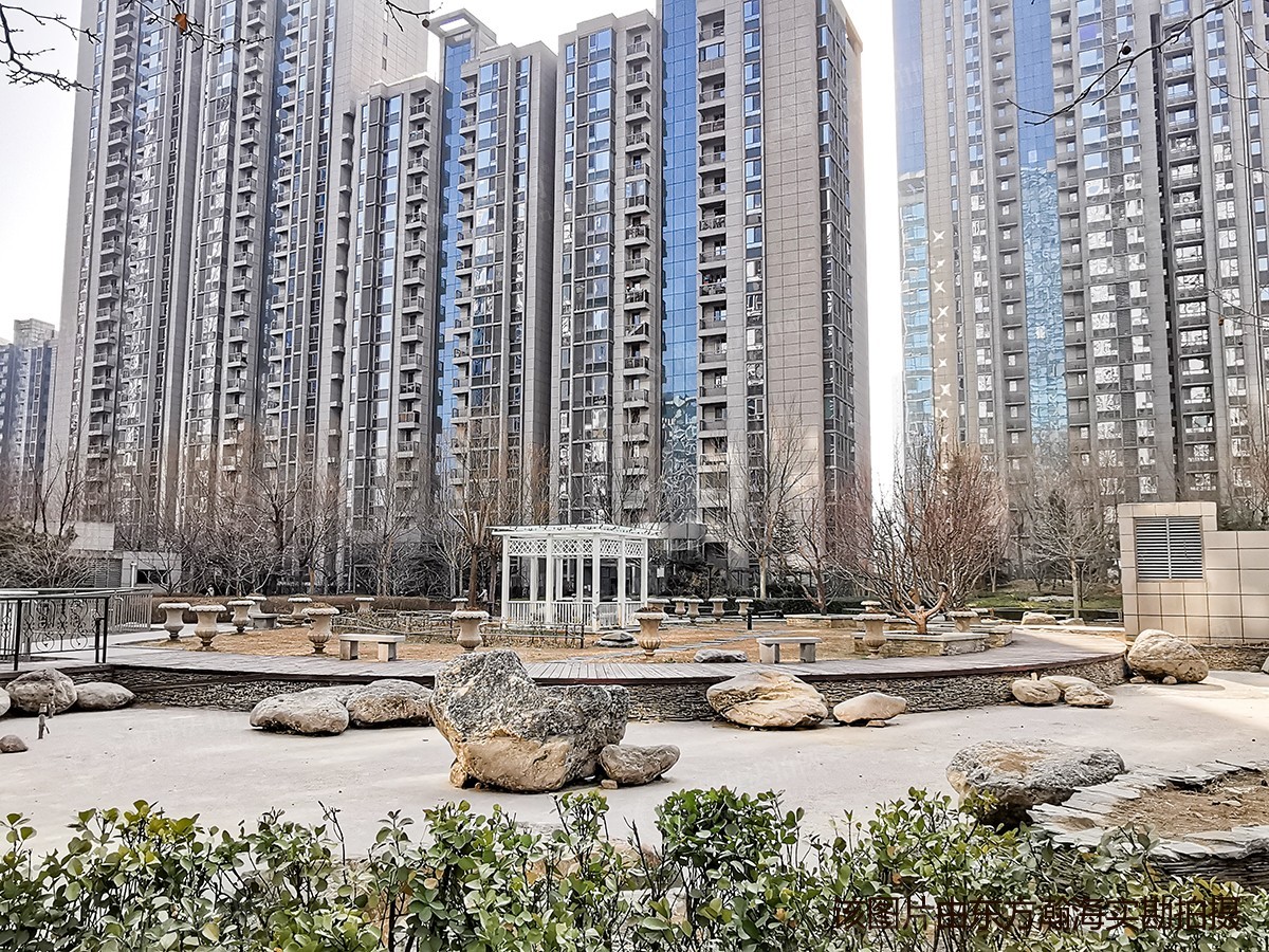 京贸国际城西区282号楼5单元3303室