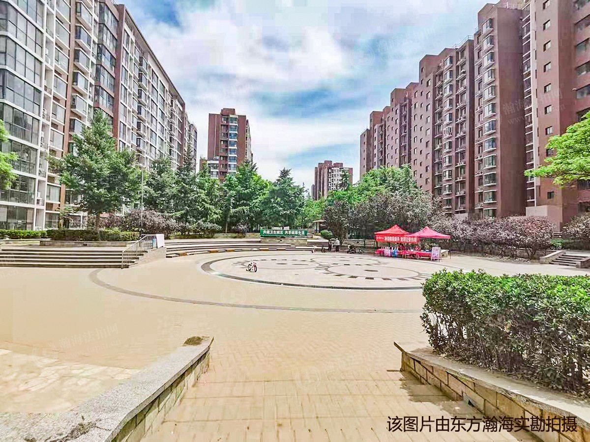 彩虹新城45号楼1单元604室