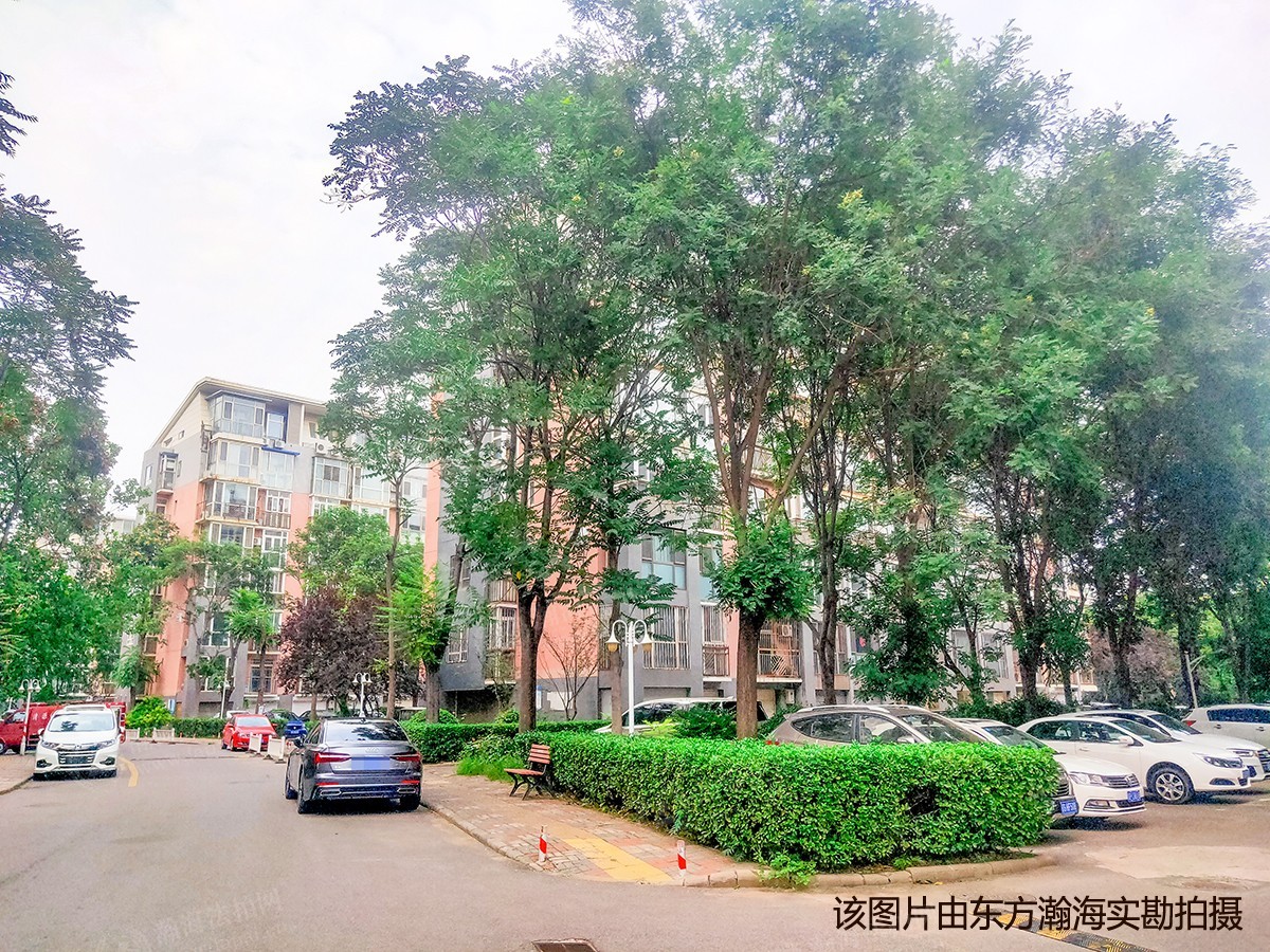 丽园B区2号楼1单元701室及1车位（复式）