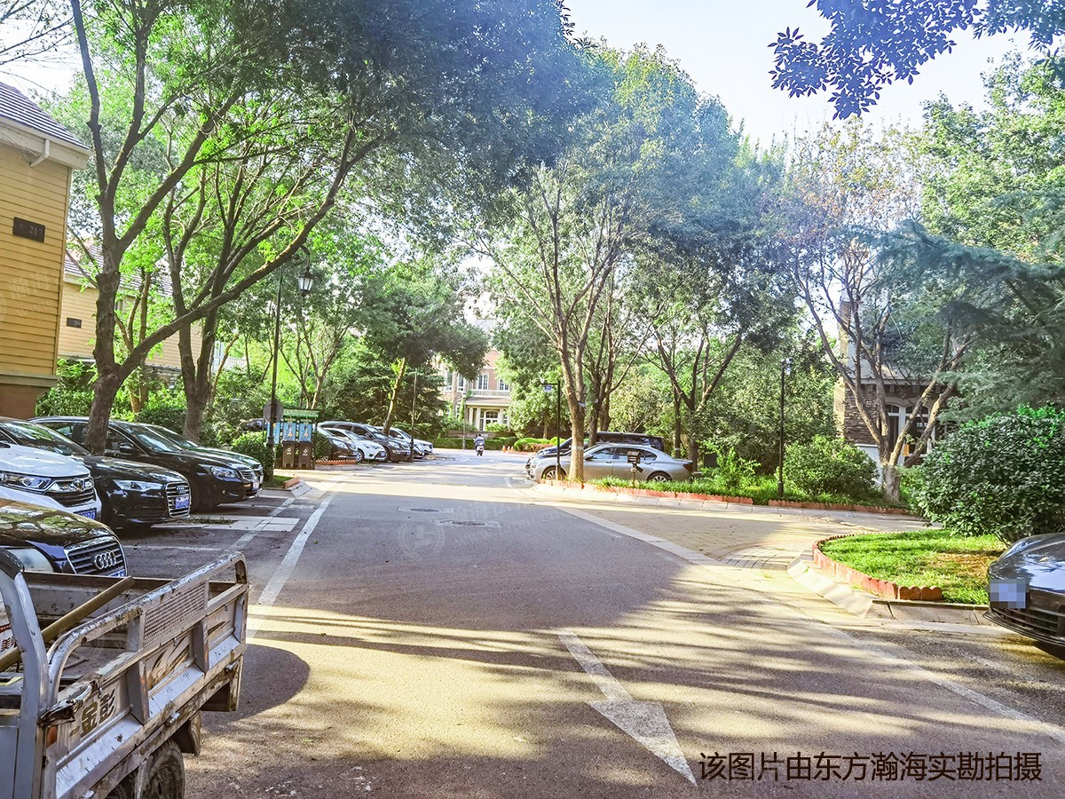 润泽庄园221号楼03号（联排别墅）