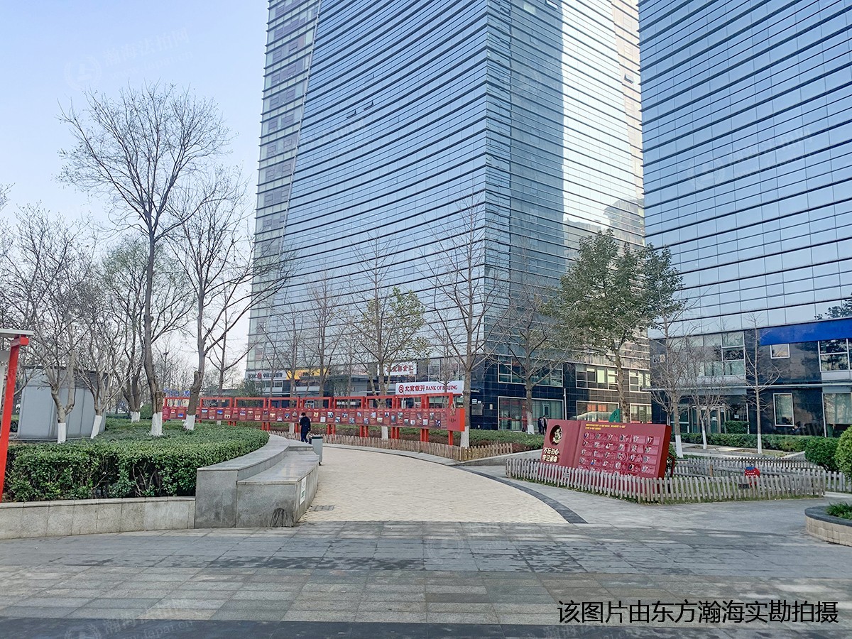 沁园春景6号楼4单元301室