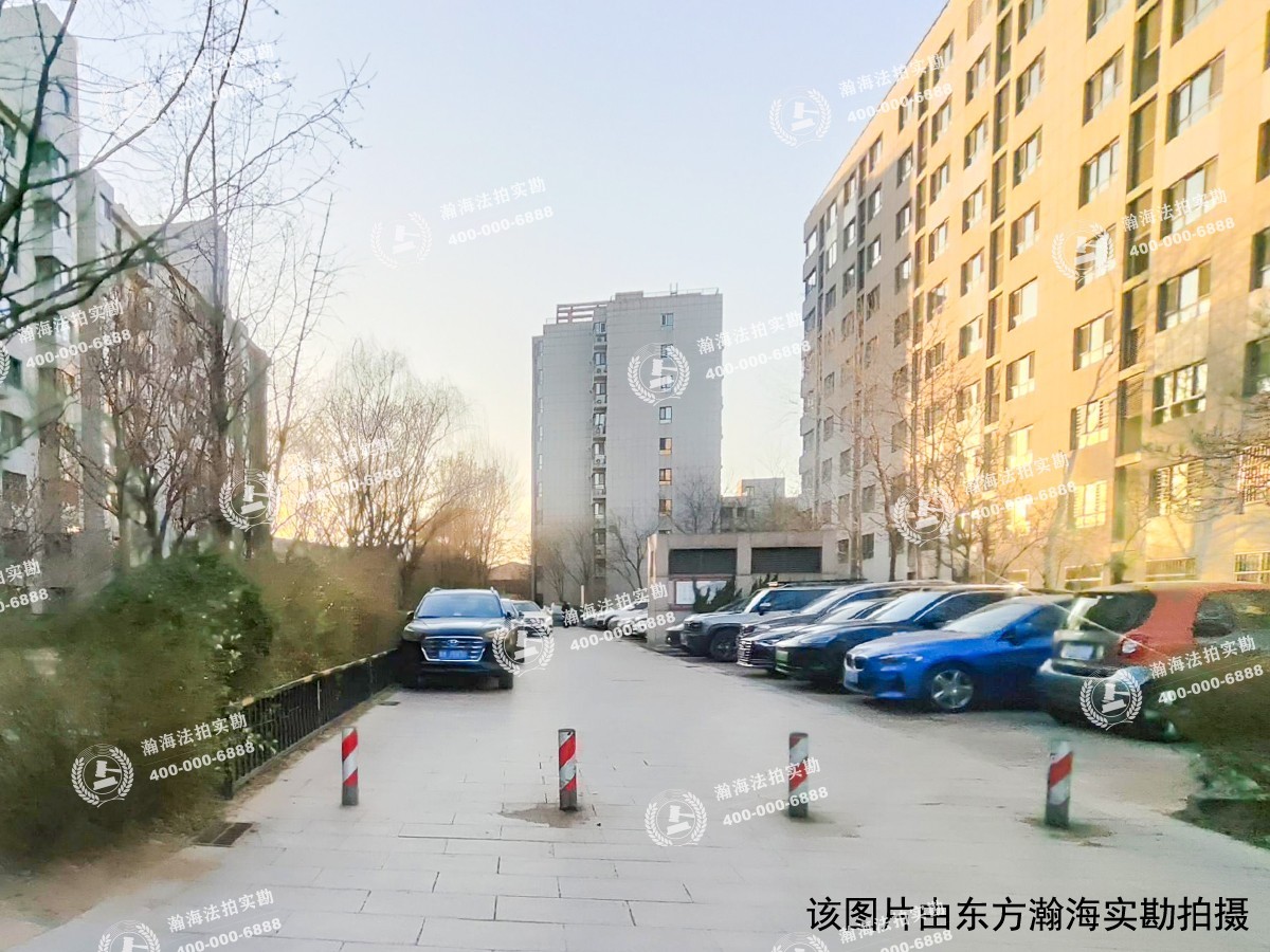 锦绣大地物流港1号楼7B044室