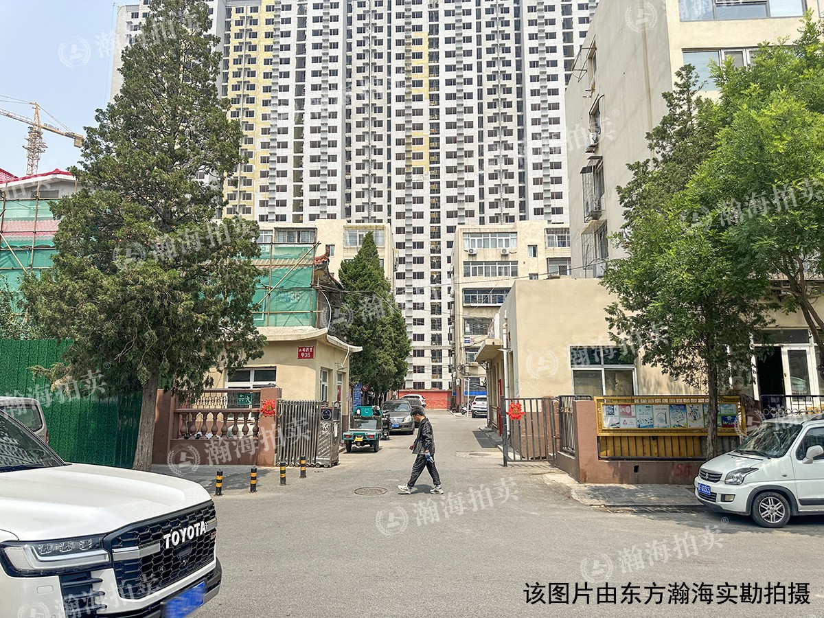 永顺西里25号楼142室