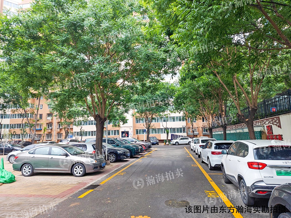 双锦园16号楼1单元13室（底商）