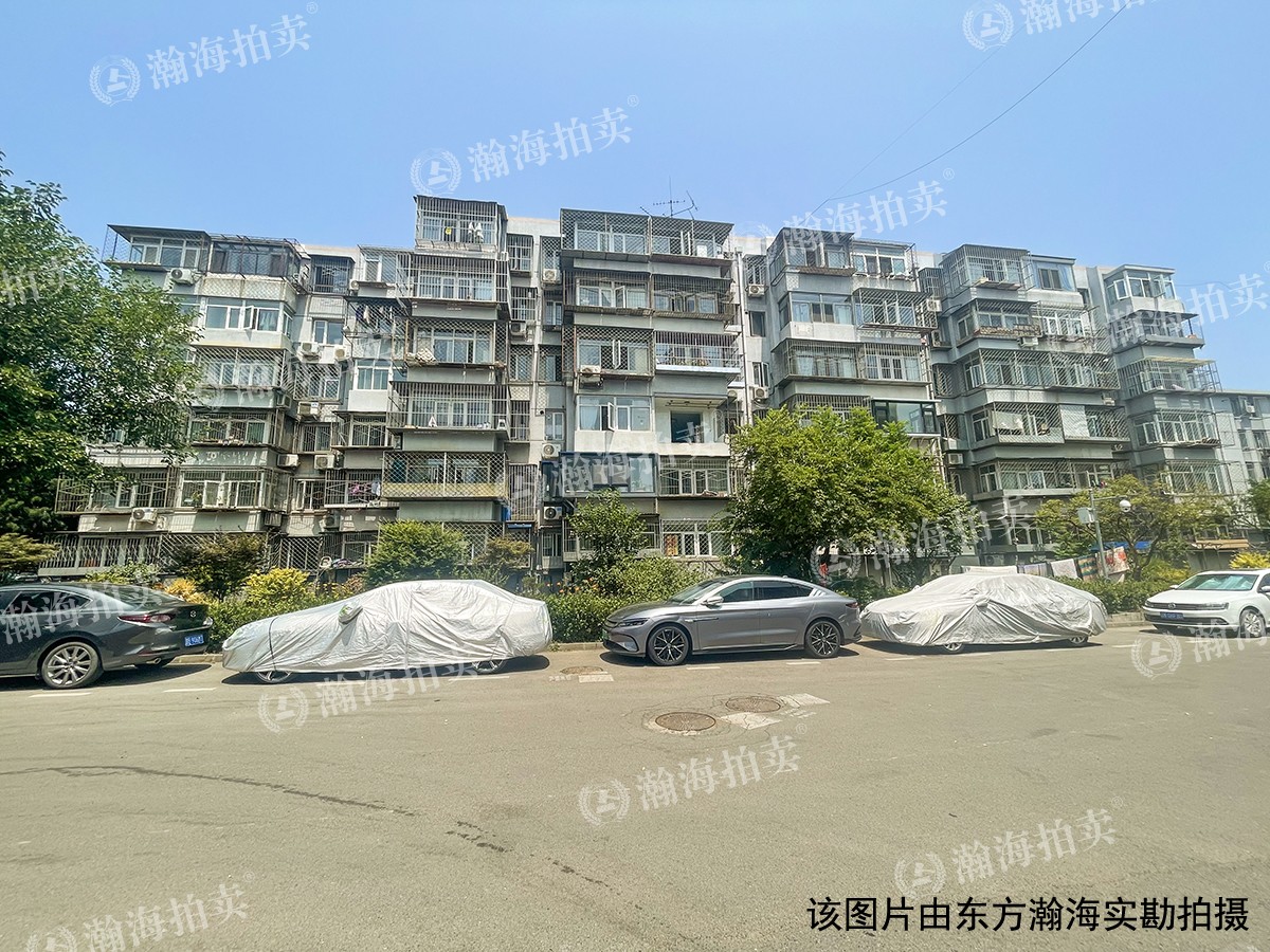 胜利小区1号楼204室