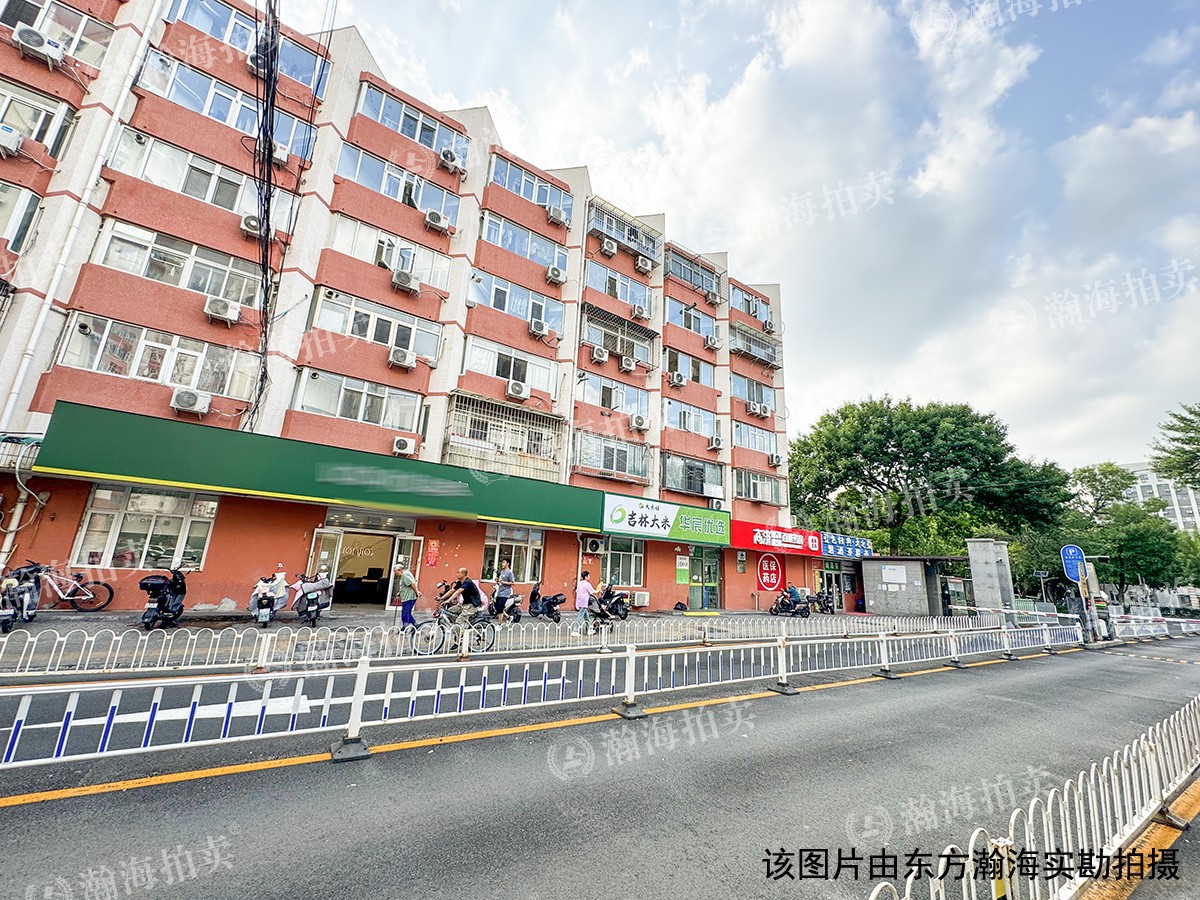 远洋万和城A区10号楼负2177号（1车位）