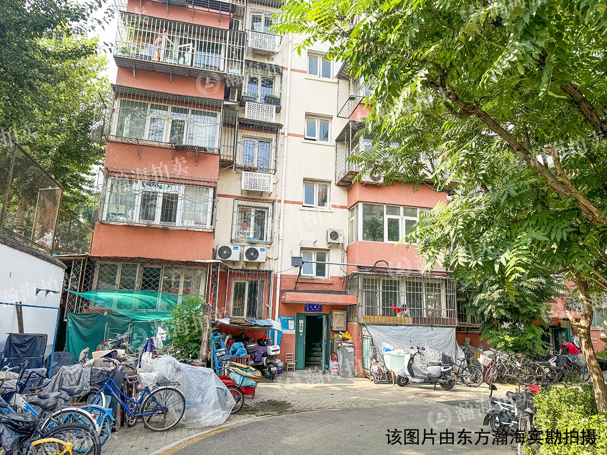 远洋万和城A区10号楼负2177号（1车位）