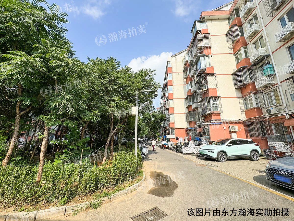 远洋万和城A区10号楼负2177号（1车位）
