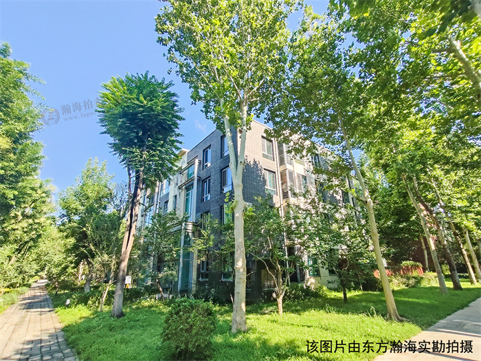 海淀洋房顶层复式降价658万上拍，临中关村一小！
