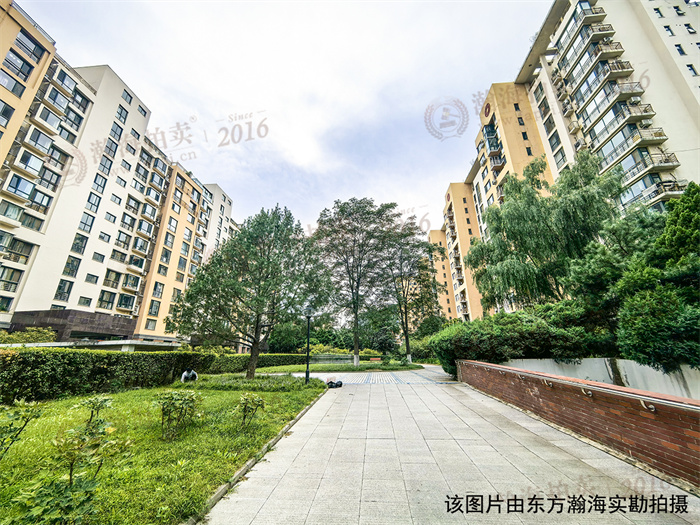 faf68850-6300-4b0c-872c-12c2aaec665d(1)