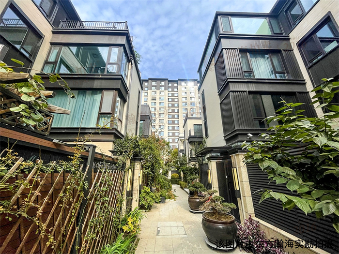 56367710-54c5-48b0-bcb8-a01e3acf23c0(1)