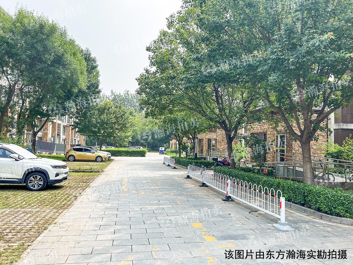 汤泉墅3号楼1单元101室