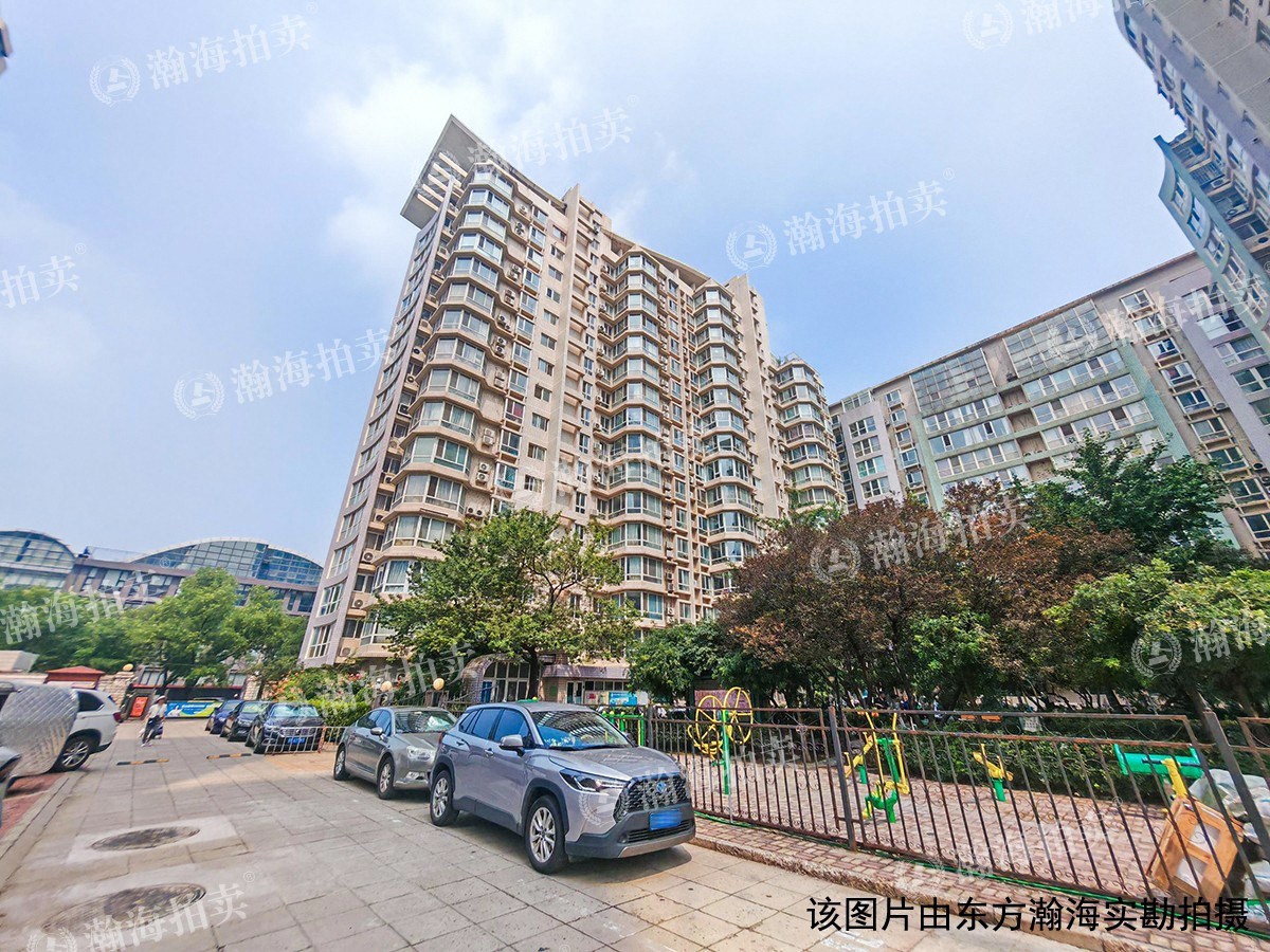 华府景园1号楼4单元302室