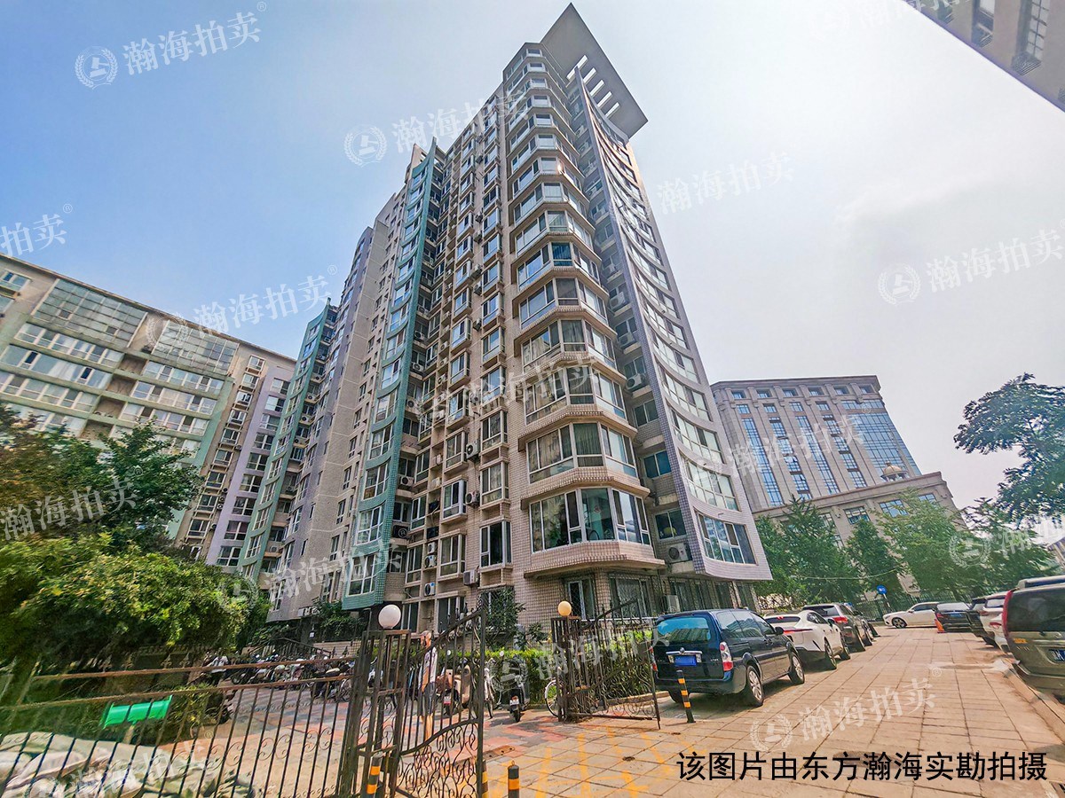 华府景园1号楼4单元302室