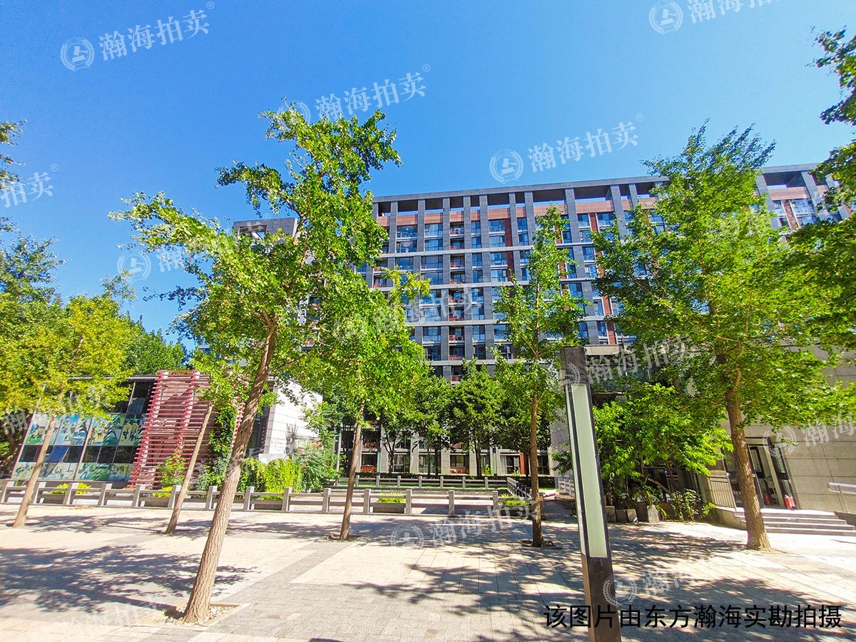 紫光发展大厦B座1单元302室