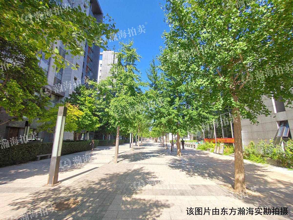 紫光发展大厦B座1单元302室