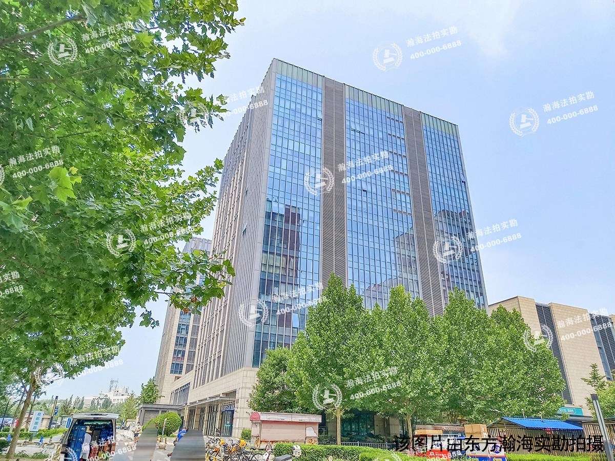 绿地启航社6号楼1015室