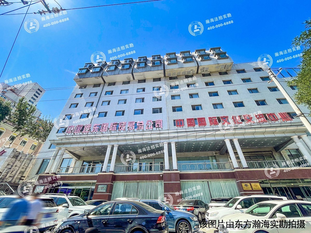 天地美墅135-165号楼165室