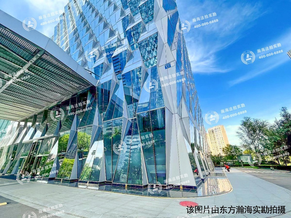绿地中心11号楼5307室