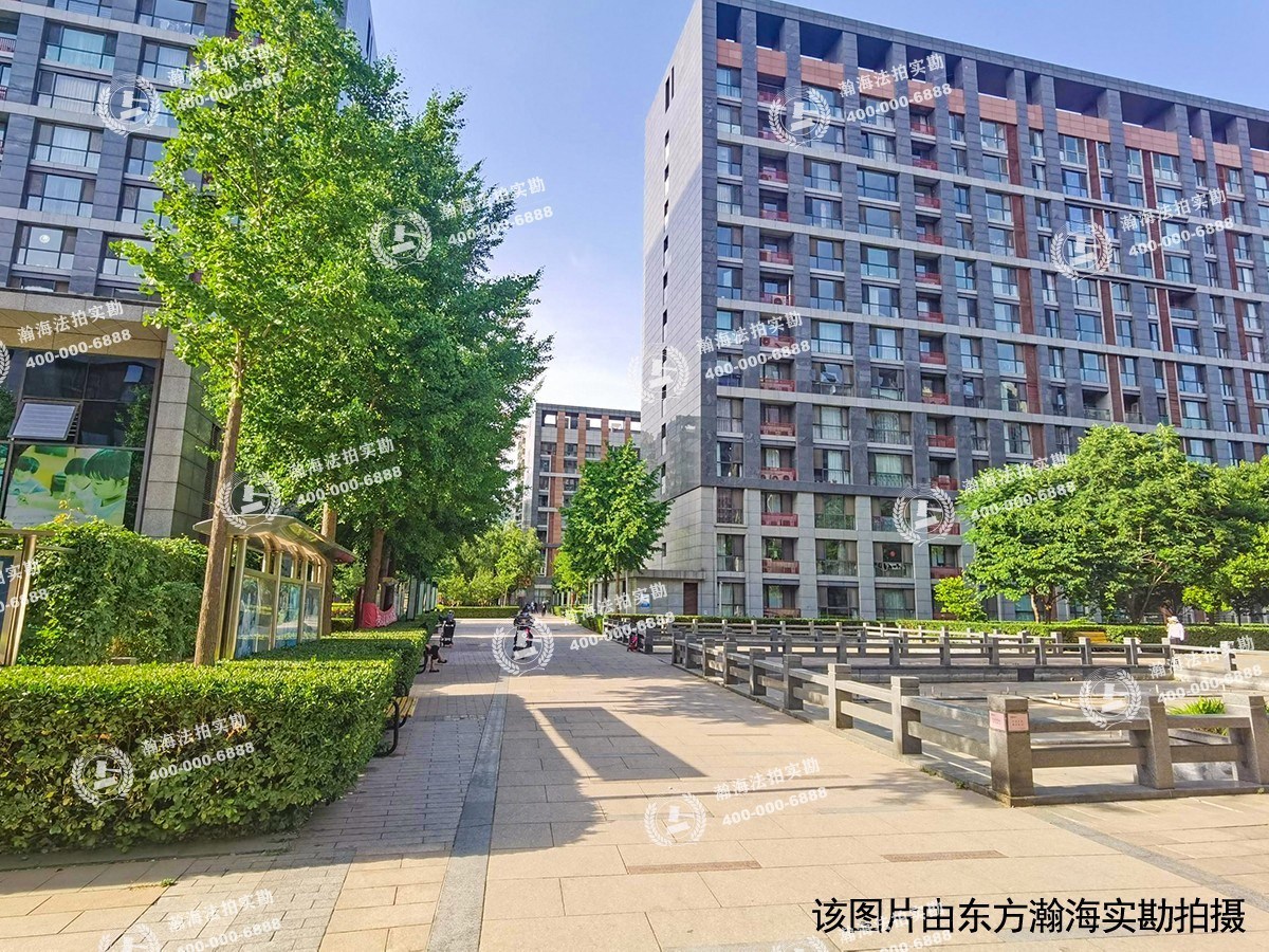紫光发展大厦B座1单元302室
