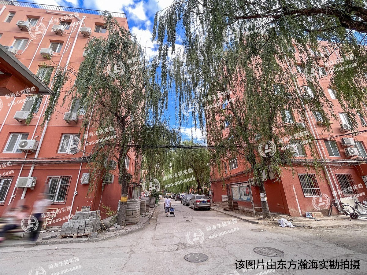 龙华园1号楼7单元601室