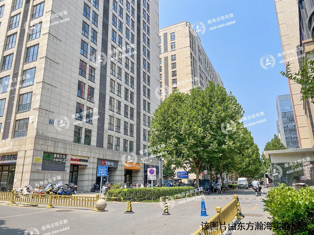 绿地启航社6号楼1015室