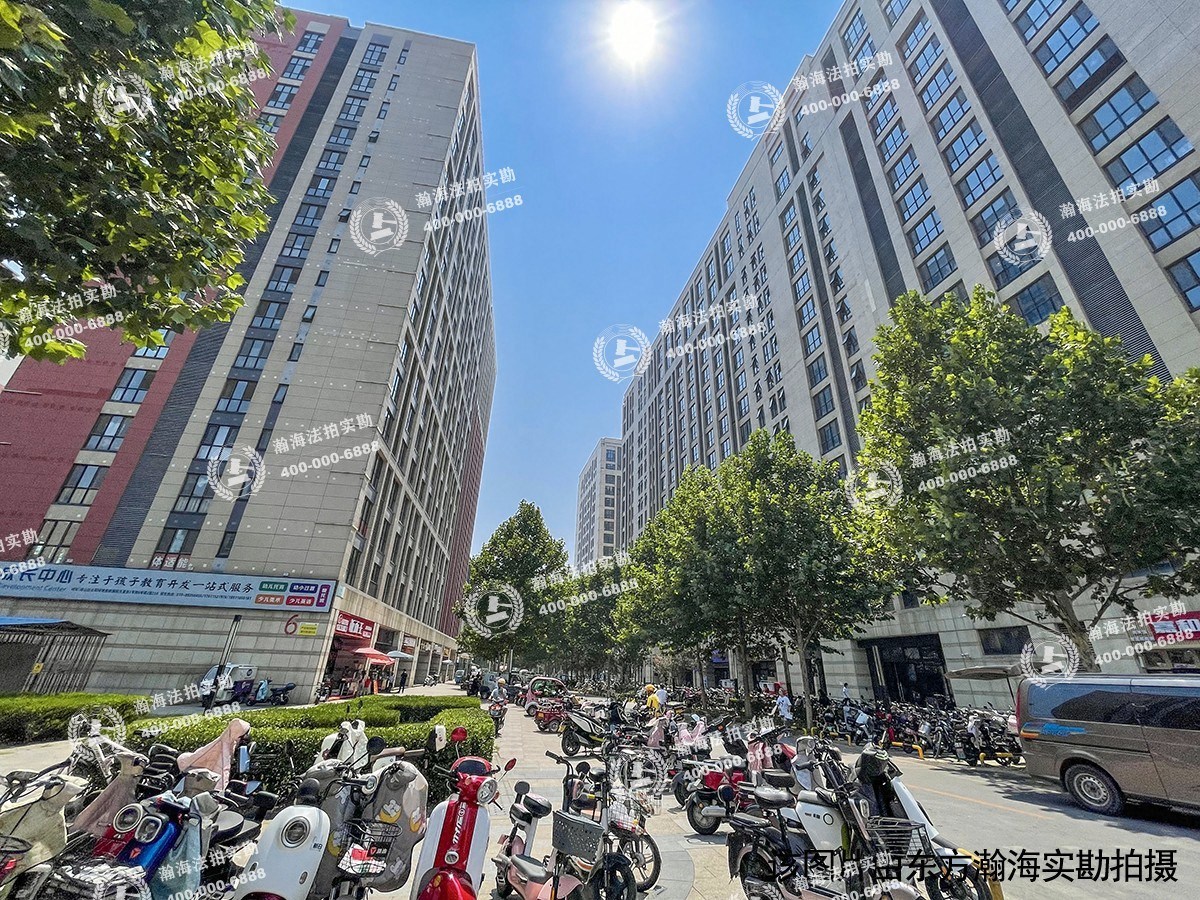 绿地启航社6号楼1015室