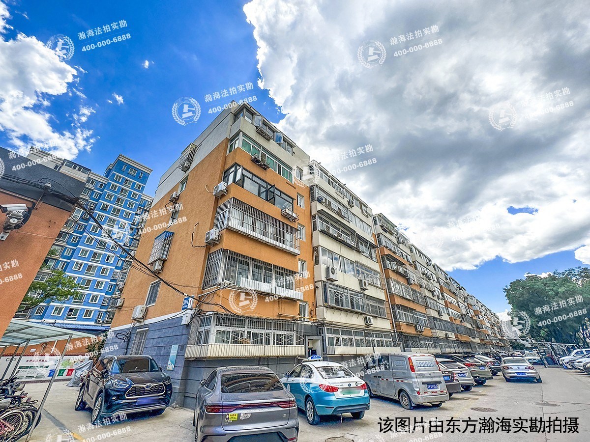 高塔小区15号楼1单元108室（不含下房）