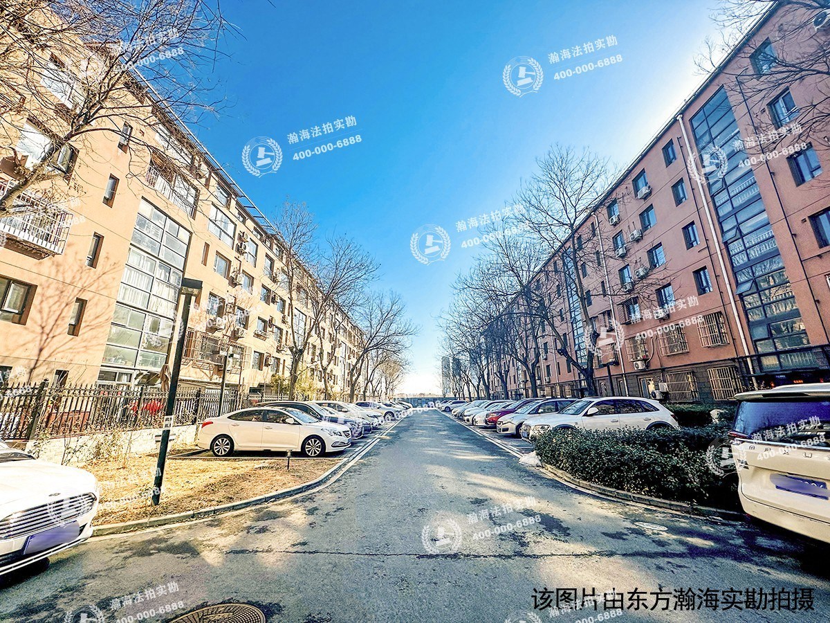世纪家园10号楼6单元301室