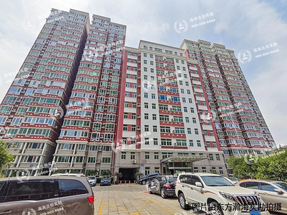 胡庄村 土地一宗及其地上四处房产