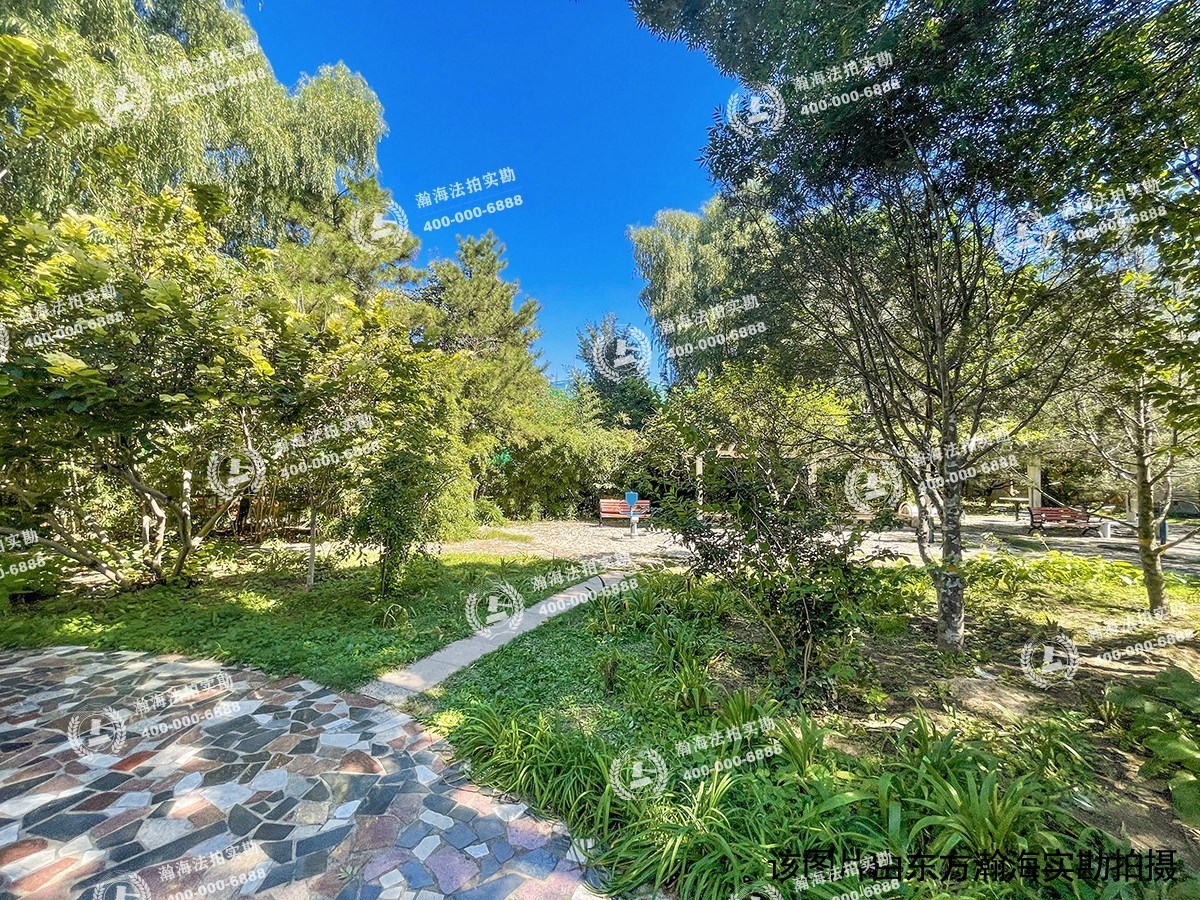 龙城花园W区F1公寓3A室（带小院）