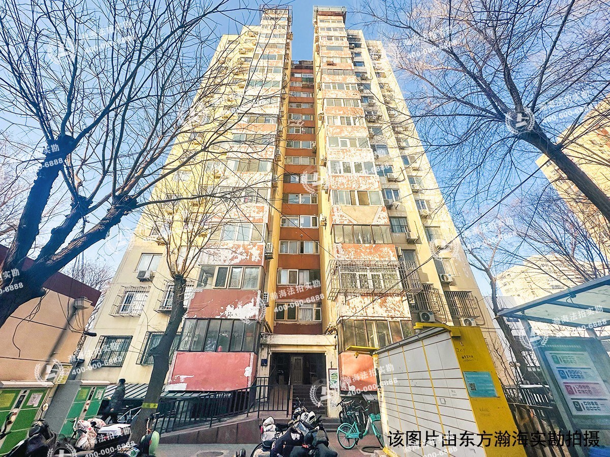 天地美墅135-165号楼165室