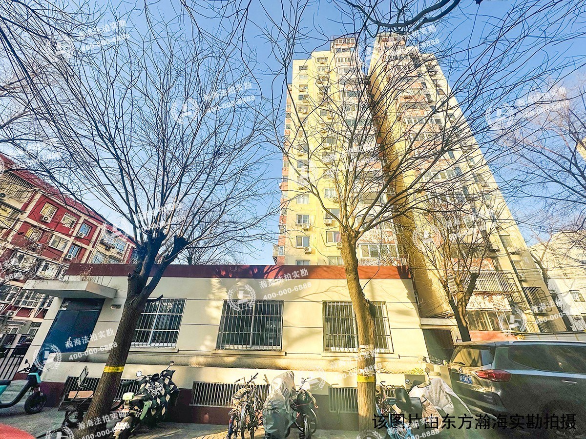 天地美墅135-165号楼165室