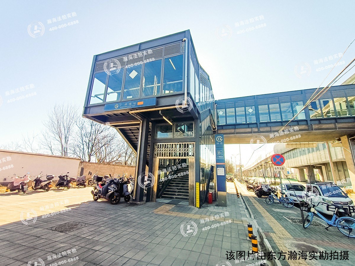 绿地启航社6号楼1015室