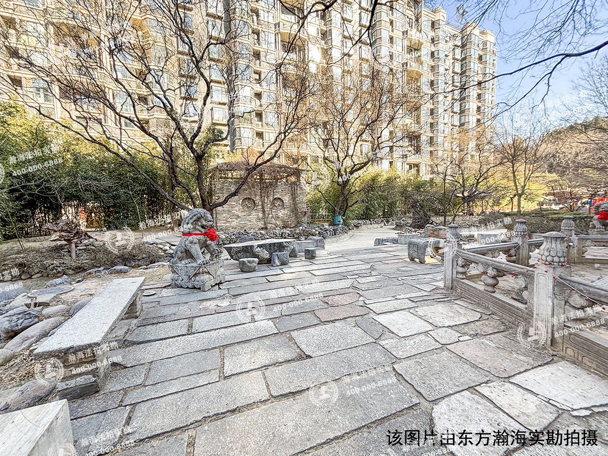 一瓶1号楼1单元225室