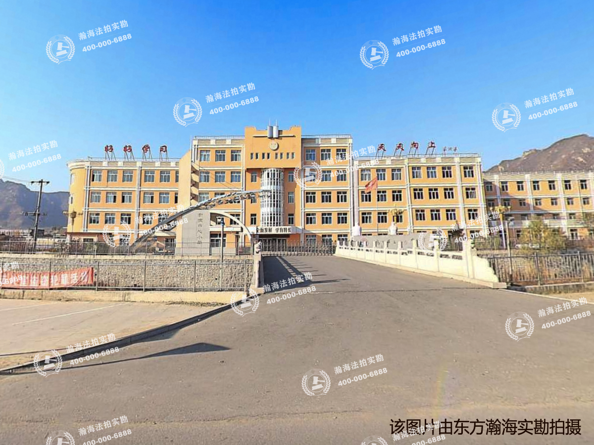顶秀美泉小镇A区15号楼1单元101室
