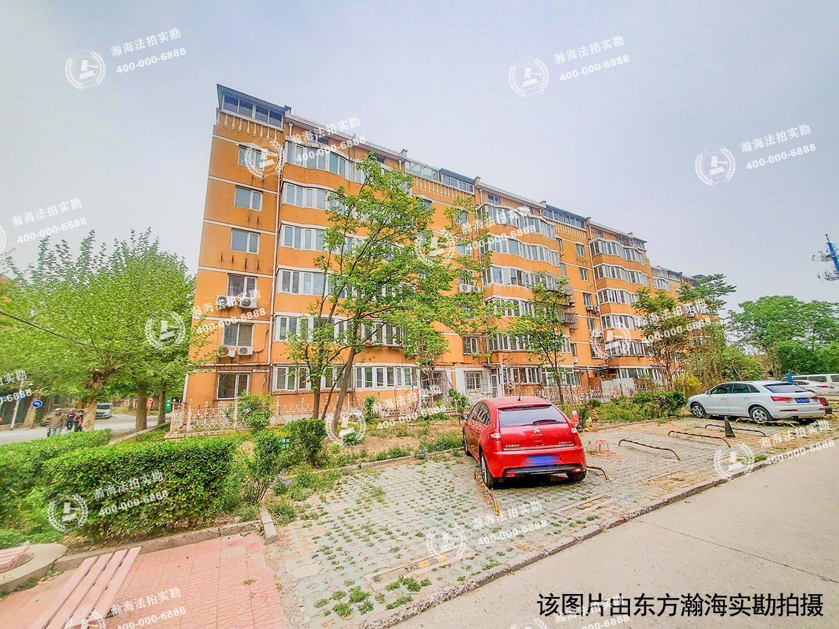 蓝岸丽舍五期4号楼301室