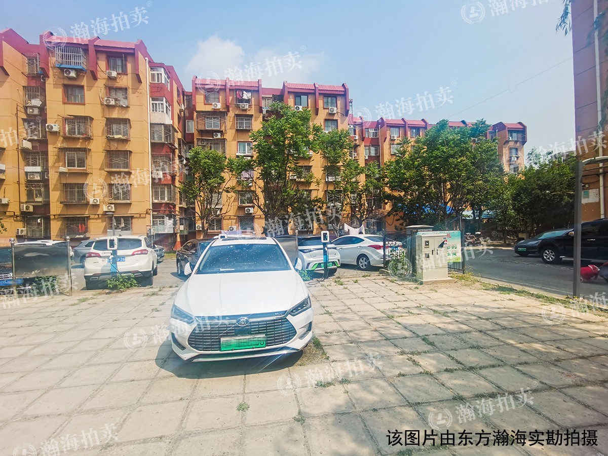 玉桥南里南区31号楼561室