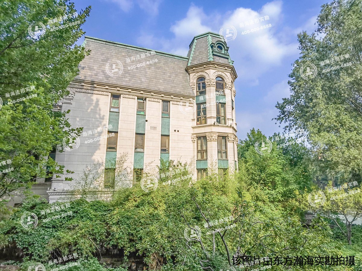 山水文园西园206号楼2单元402室（顶层复式）