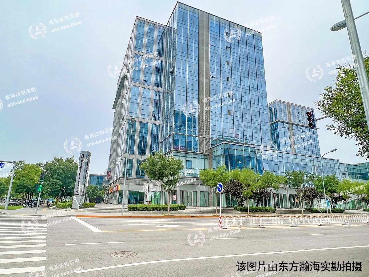 绿地中央广场5号楼802室