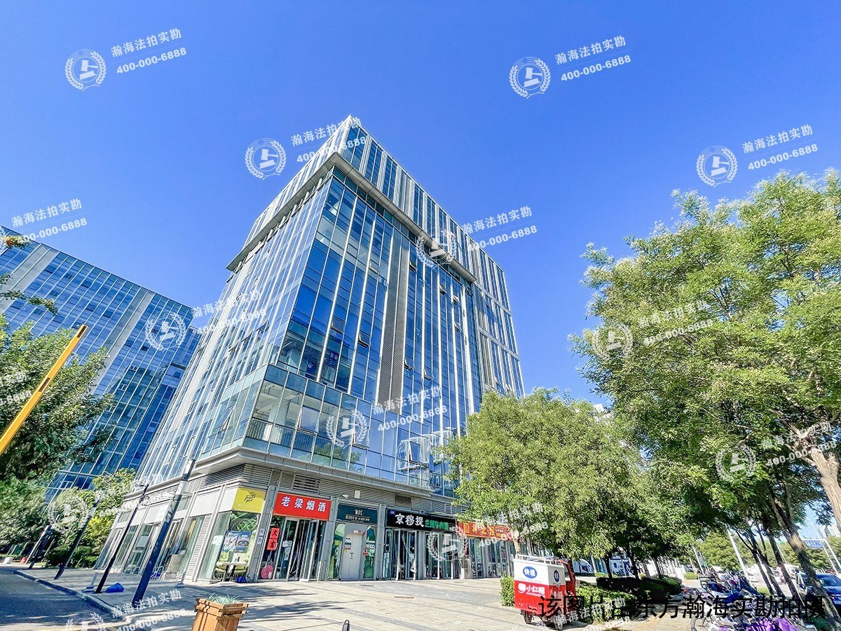 绿地中央广场1号楼508室