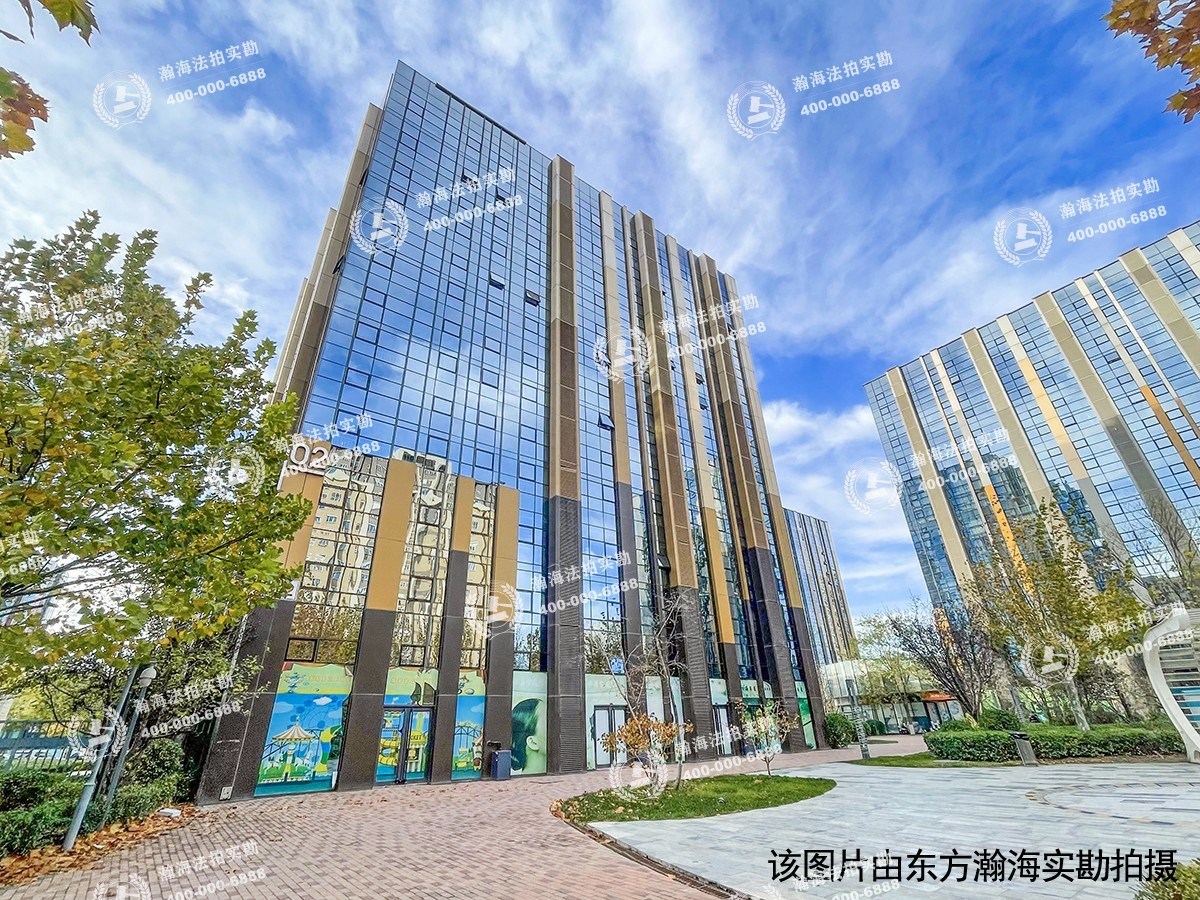 泰禾一号院5号楼605室
