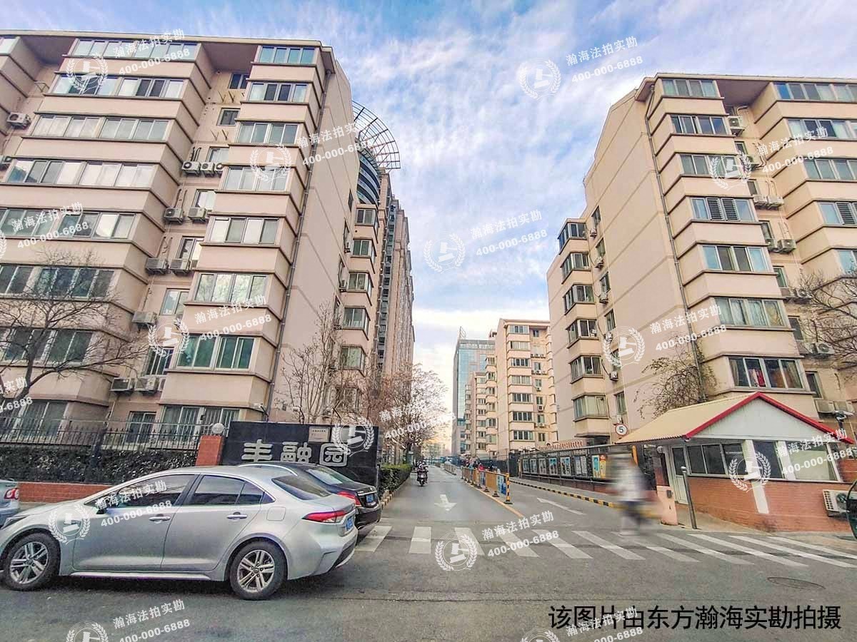 丰侨公寓15号楼二座307室