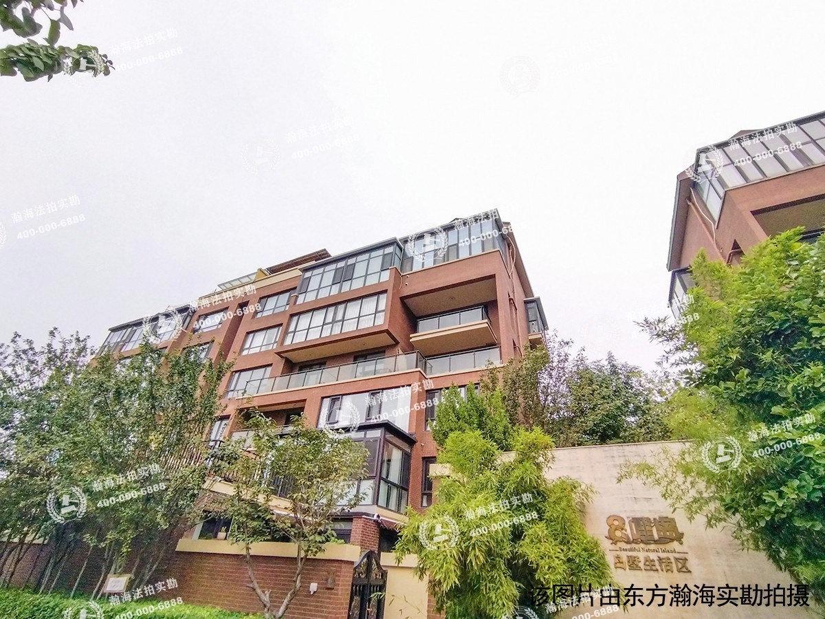 8哩岛16号楼1单元501室