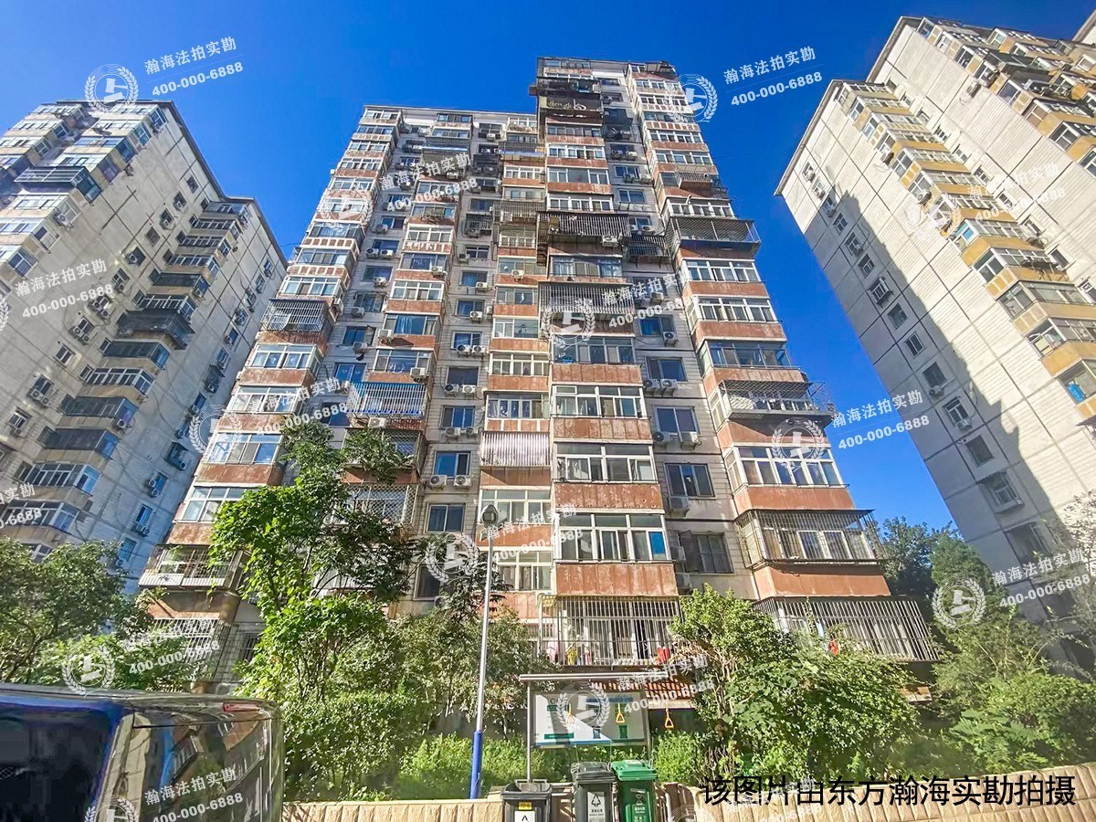 模式口东里12号楼702室