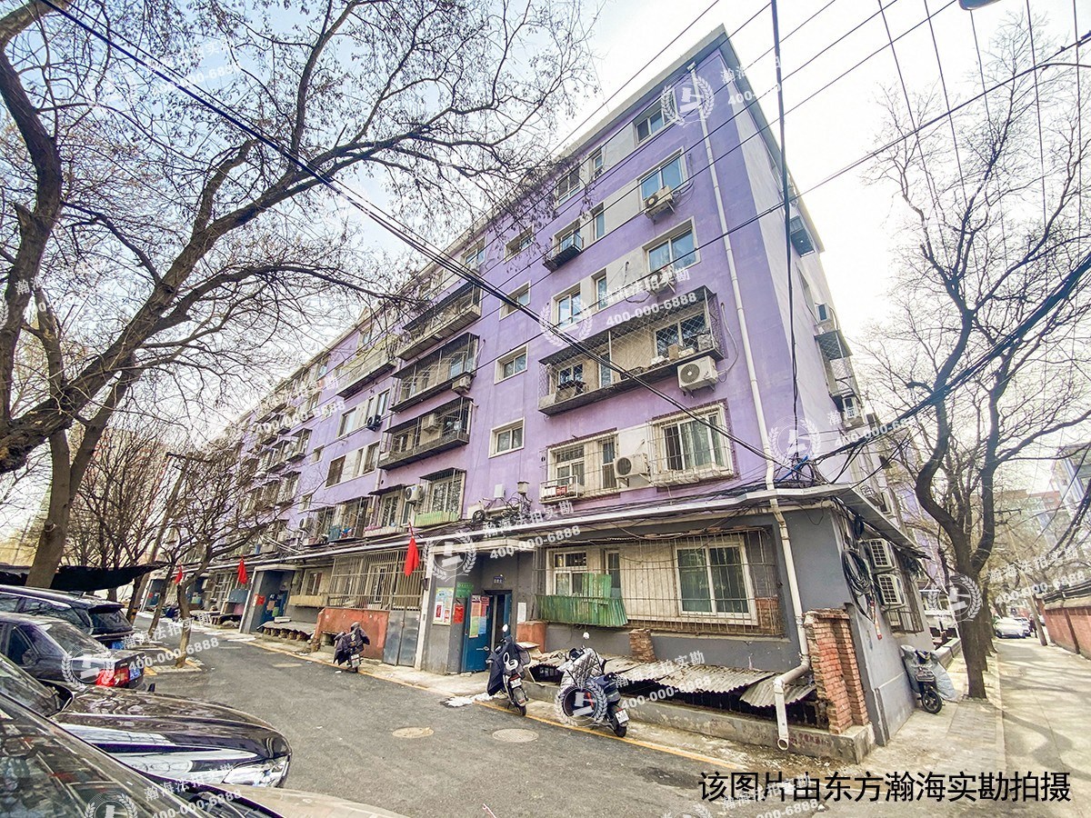 海户西里11号楼1单元8室